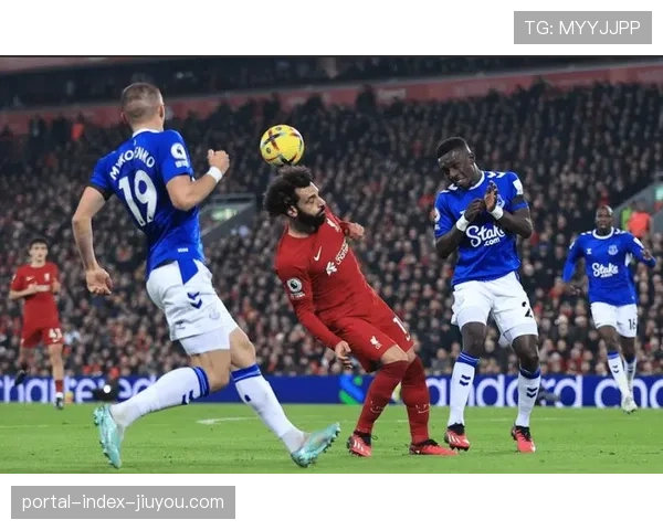 埃弗顿实用主义风格延续 定位球进攻成为主要得分手段